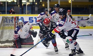 Sebastian Christmann und die Herforder Ice Dragons treffen erneut auf die Hammer Eisbären. Ein Duell, das für beide Fan-Lager von besonderer Bedeutung ist. - Yvonne Gottschlich