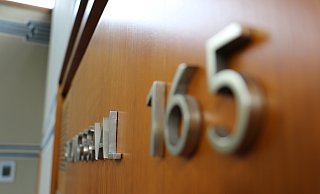 Ein 36-Jähriger hat sich vor dem Landgericht Detmold wegen Vergewaltigung verantworten müssen. - Janet König