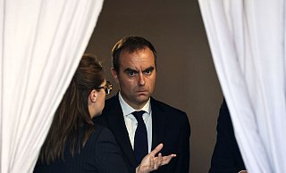 Frankreichs zurückgetretener Premier hat eine schwierige Mission. - Ludovic Marin/Pool AFP/AP/dpa