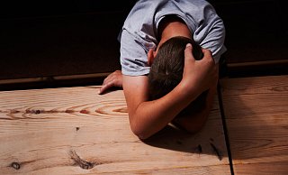 In einem Umfeld von körperlicher Nähe und großer Vertrautheit geschah offenbar mehrfach der sexuelle Missbrauch von Jungs. - dpa