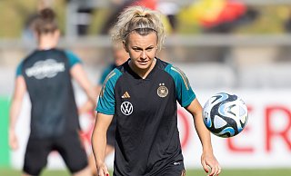 Lena Lattwein ist am Knie operiert worden. - Jürgen Kessler/dpa