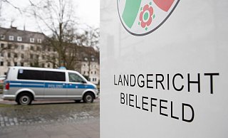 Der frühere Apotheker hatte sich in der JVA Bielefeld-Senne im offenen Vollzug befunden und war außerhalb der JVA einem Arbeitsverhältnis nachgegangen. - Friso Gentsch/dpa