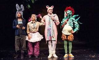 Tierische Freunde: Der Esel (Meda Gheorghiu-Banciu), der Hund (Kristine Walther), die Katze (Denis Wiencke) und der Hahn (Ferdi Özten). - Tobias Kreft