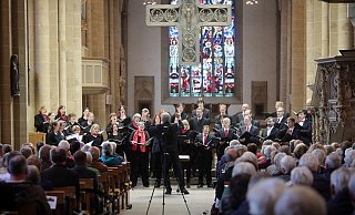 Die Westfälische Kantorei unter Leitung von Hildebrand Haake bewies in der Münsterkirche ihre außergewöhnliche Klasse. - Frank-Michael Kiel-Steinkamp