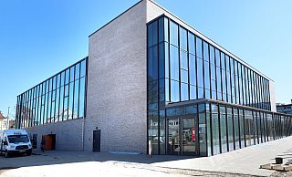 Die neue Dreifach-Sporthalle des Ravensberger Gymnasiums soll nach den Sommerferien nutzbar sein. - Frank-Michael Kiel-Steinkamp