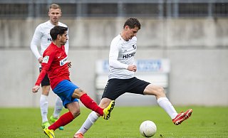 Zu Gast bei den Geißböcken: Julian Wolff (r.) und der SV Rödinghausen treten beim 1. FC Köln II an. Foto: Noah Wedel - Noah Wedel