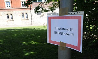 Giftköder wurden zuletzt an mehreren Orten im Kreis Paderborn gefunden. (Archivbild) - Birger Berbüsse