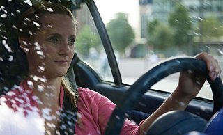 Tempolimits und Alkoholgrenzen: In vielen Urlaubsländern gelten für junge Fahrer sowie Fahranfänger andere Regeln als in Deutschland. - Christin Klose/dpa-tmn