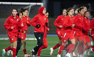 Nouhaila Benzina wird die erste Spielerin sein, die bei einer Frauen-WM einen Hidschab tragen wird. - Sebastian Christoph Gollnow/dpa