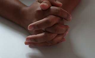 Frauenhäuser sind in Notfällen wichtige Anlaufpunkte. Ziel ist es, dass die Frauen - gestärkt - wieder ein selbstständiges Leben führen können. - Holger Kosbab