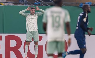 Marvin Ducksch von Werder Bremen feiert sein Tor zum 1:0 in Paderborn. - David Inderlied/dpa