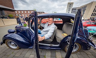 Bitte Platz nehmen im Fiat Millecente 1100 E. Das Kultauto, Erstzulassung 1952, kommt ganz ohne Mittelsäule aus und versprüht auch ein bisschen „dolce vita“ auf vier Rädern. - Mike-Dennis Müller