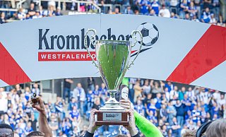Arminia Bielefeld hat auch in diesem Jahr die Chance, den Westfalenpokal in der heimischen Schüco-Arena in die Höhe zu stemmen. - Sarah Jonek