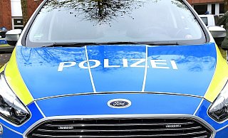 Der neue Ford S-Max der Polizei hat 190 PS, Automatikgetriebe und einen 2,0-Liter-Dieselmotor. Nach dem Unfall auf dem OWD ist er ein Totalschaden. - Barbara Franke