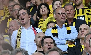 Als Besucher eines BVB-Spiels im Mai 2023: Bundeskanzler Friedrich Merz. (Archiv) - Bernd Thissen/dpa