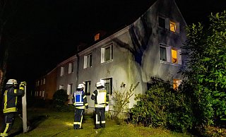 Bei einem Küchenbrand am späten Samstagabend in Bielefeld wurde eine Dachgeschosswohnung unbewohnbar. - Paul Brinkmann