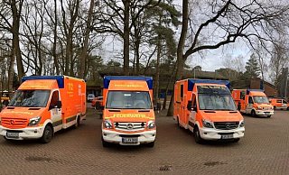 Die Feuerwehr ist mit mehreren Fahrzeugen vor Ort. - Jens Reichenbach