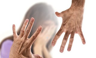 Für viele Frauen gehört Gewalt zu ihrem Alltag. Bundesweit ist jede dritte Frau betroffen – Tendenz steigend. Oft spielt sich alles hinter verschlossenen Türen ab. - Pixabay