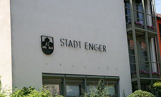 Zwei Kandidaten und eine Kandidatin treten für der Bürgermeisteramt an. - Pia Meyer zu Hoyel