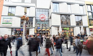 Nach dem "Black Friday" am Wochenende befürchten Händler auch Chaos im Advent. - Archivbild: Christian Weische