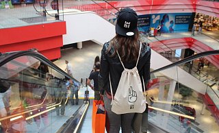Tatort Einkaufzentrum: Die Täter warten auf günstige Gelegenheiten, um blitzschnell in Handtaschen und Rucksäcke zu greifen - Symbolfoto: Bielefeld Marketing GmbH