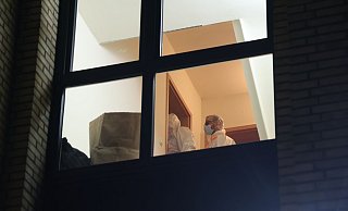 Bei einem Polizeieinsatz in Hamburg ist eine Frau wegen des Verdachts festgenommen worden, einen Mann getötet zu haben. - Georg Wendt/dpa