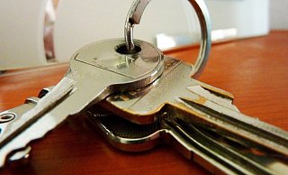 Das Ehepaar aus Porta Westfalica hat die Schlüssel für sein Haus wieder und kann aufatmen. - Pixabay (Symbolbild)