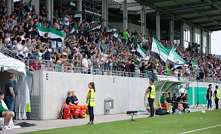 Schmuckkästchen am Wiehen: Das moderne Häcker Wiehenstadion wäre eigentlich schon heute eine würdige Spielstätte für höherklassigen Fußball – wenn da nicht die hohen DFB-Auflagen wären. - Noah Wedel