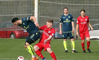 Jetzt für Wuppertal am Ball: Joey Müller (2. v. l.) im Testspiel des DSC gegen 1860 München im Januar. - Wolfgang Rudolf