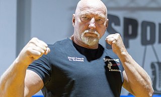 Ulf Schmidt ist dreifacher Kickbox-Weltmeister und trägt außerdem den 5. Dan im Taekwon-Do. - Oliver Krato