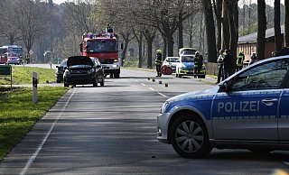 Auf der Gütersloher Straße kam es am Mittwochvormittag zum Zusammenstoß von drei Autos. - Andreas Eickhoff