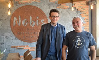 Alexander Luttermann (l.) hat das Nobis zum 1. April an Kemal Ari übergeben. - Mareike Patock