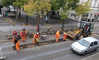 So lange der Umbau in der Hauptstraße nicht beginnt, wird MoBiel das Schienensystem der Stadtbahnlinie 1 immer wieder teuer reparieren müssen. - Muriel Pluschke