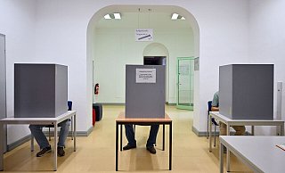 Die Wahllokale in Sachsen und Thüringen waren bis 18.00 Uhr geöffnet. - Martin Schutt/dpa