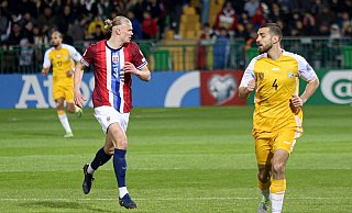 Erling Haaland trifft beim klaren 5:0-Sieg Norwegens zum Auftakt der WM-Qualifikation in Moldau. - Aurel Obreja/AP/dpa