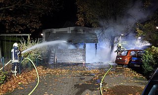 Die Brandursache ist bislang ungeklärt. Die Polizei ermittelt. - Gabriele Grund