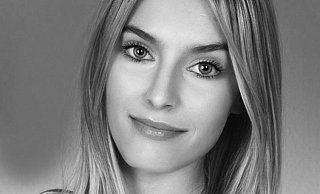 Zoi Theofilopoulos.