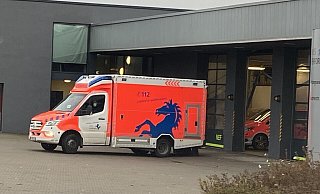 Die Rettungswache in Spenge liegt an der Industriestraße. Von dort aus starten die Retter zu ihren Einsätzen. - Ekkehard Wind
