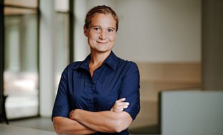 Mit nur 40 Jahren ist Marie Jaroni Chefin der Stahlfirma TKSE. - Jennifer Chaaer/Thyssenkrupp/dpa