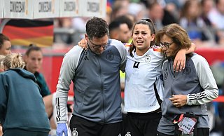 Kurz vor Olympia: Oberdorf verletzt sich am Knie. - Sebastian Christoph Gollnow/dpa