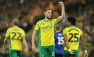 Marco Stiepermann hatte in Norwich in den vergangenen vier Jahren viel Grund zum Jubeln. Gleich zwei Mal stieg er mit den "Kanarienvögeln" in die Premier League auf. - picture alliance / Shaun Brooks/Action Plus
