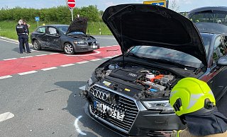 Durch den Zusammenprall wurde der Volvo in den Einmündungsbereich geschleudert und drehte sich. - Ralph Meyer