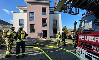 Trotz des schnellen Einsatzes der Bürener Feuerwehr konnten die Einsatzkräfte das Leben einer 74-jährigen Bewohnerin nicht mehr retten. - Ralph Meyer