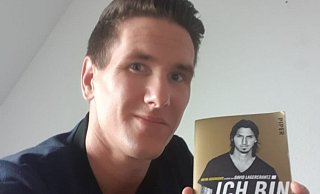 Cooler Fußballer Zlatan Ibrahimovic: Sascha Wohlann mit der Biografie des wilden Schweden. - Bentrup