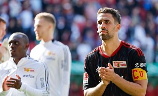 Rani Khedira (r) überzeugt beim 1. FC Union Berlin mit guten Leistungen. - Daniel Löb/dpa