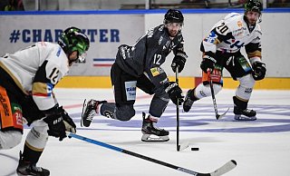 Stürmt ab jetzt für die Ice Dragons: Sebastian Christmann. - HEV