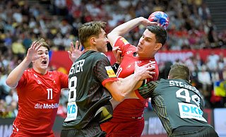 Die deutschen Handballer haben im WM-Vorrundenspiel gegen die Schweiz eine enttäuschende Leistung gezeigt. - Sören Stache/dpa