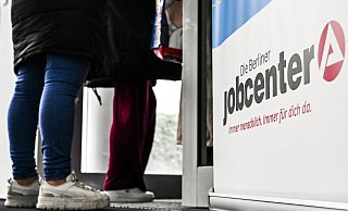 Die Anschubfinanzierung im Bürgergeld soll für Langzeitarbeitslose ein Anreiz zur Aufnahme von Arbeit sein. - Jens Kalaene