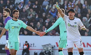 SCP-Keeper Pelle Boevink (r.) war am Samstag beim 0:0 in Osnabrück einmal mehr ein aufmerksamer Rückhalt. - picture alliance/dpa