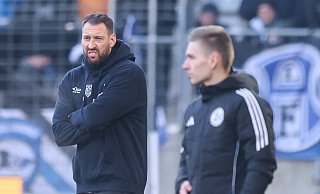 Zum Naserümpfen: Der Auftritt von Arminia Bielefeld gegen Energie Cottbus warf viele Fragen auf. - Oliver Krato